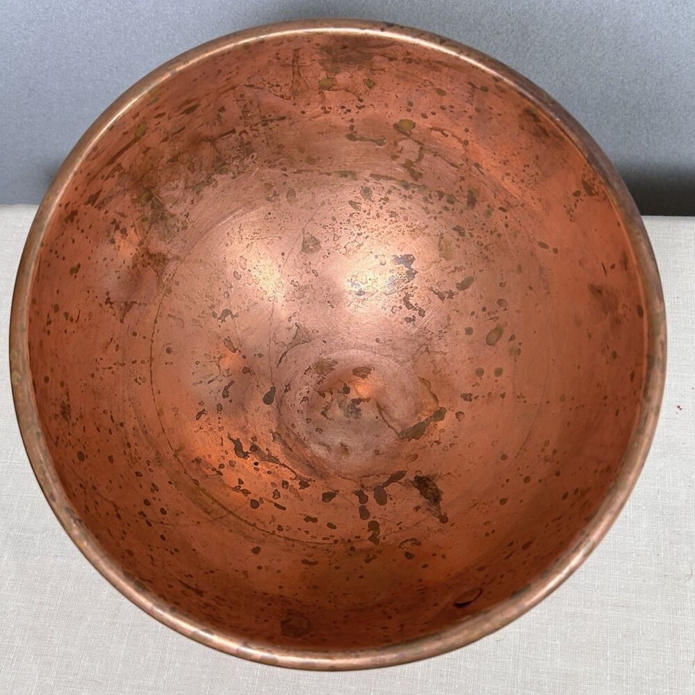 Vintage Copper Mixing Bowl/Decor Rolled Edge heavy dome Made In England 8 Inches